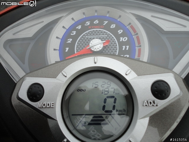 [開箱]KCC Racing 150 黑戀橘