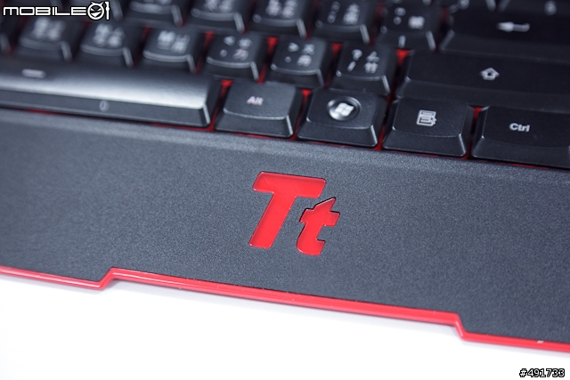 四季都讓手吹電風～曜越電競鍵盤 CHALLENGER 實測分享