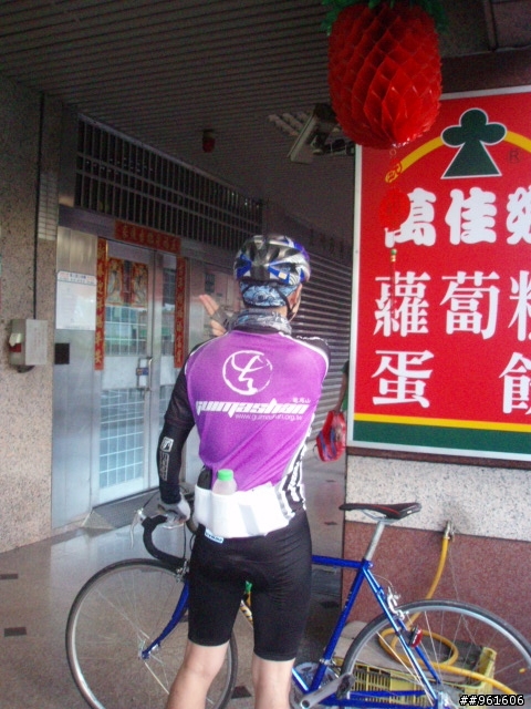 【遊記分享】鐵馬浪人之流浪全台灣~~DAY9~~終於在民國100年前PO完了，祝大家新年快樂~~