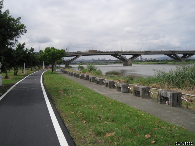 【獨輪車踩呀踩系列首篇 】分享從淡水竹圍踩到新店38K