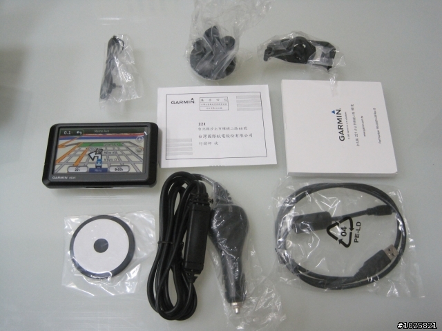撿到便宜的精緻優雅的導航機 Garmin nüvi 265wt開箱文