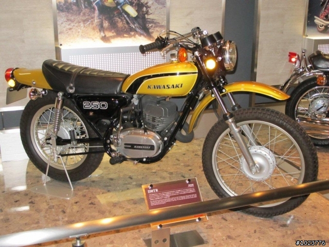 神戶海洋博物館川崎世界Kawasaki 重車照片