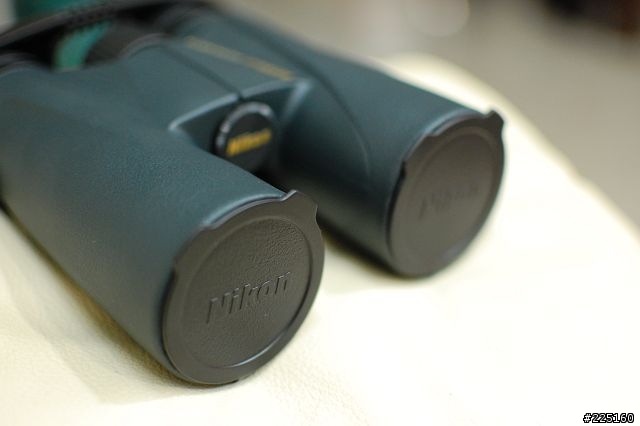 第一次花錢買的望遠鏡NIKON MONARCH 12X42 DCF