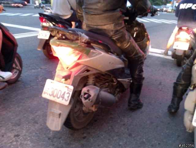 [ 光陽測試車照 ]彎道情人要改款了嗎???