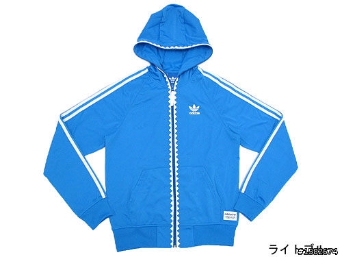 入秋了~想請問一下愛迪達這款風衣外套保不保暖?(Adidas Orginal OT 鋸齒鯊魚 Hoody 連帽防風外套)