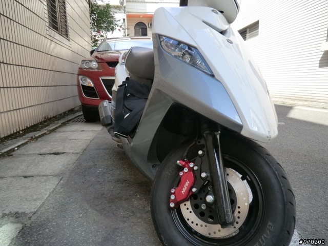 [開箱]nissin對4紅卡鉗+金屬油管    後續新增心得