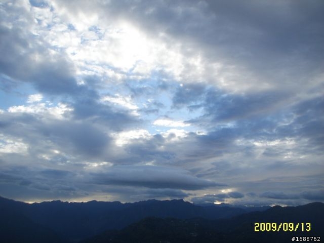 晚上睡不著  就去碧湖山