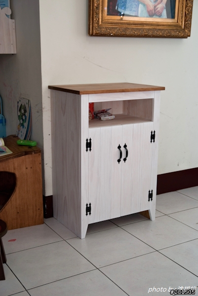 [DIY] 鄉村風直線條小櫥櫃