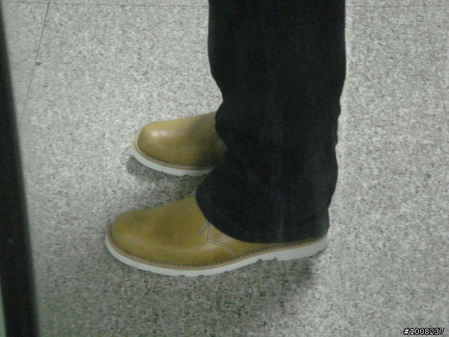 (開箱圖)我的第一雙Timberland靴子!