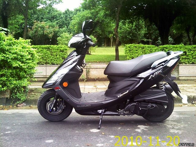 開箱 SUZUKI NEX 125 黑灰