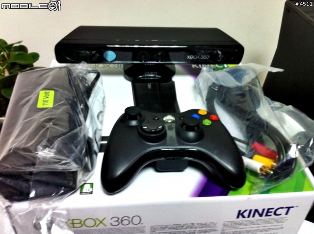 XBOX 360 4G + Kinect 同捆包 + Sports & 逍遙快車開箱文