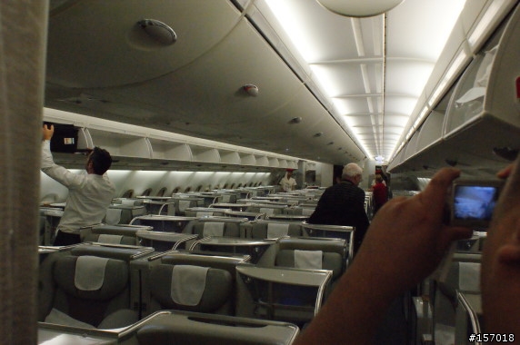 我的EMIRATES A380 商務艙 HK  BKK 體驗記