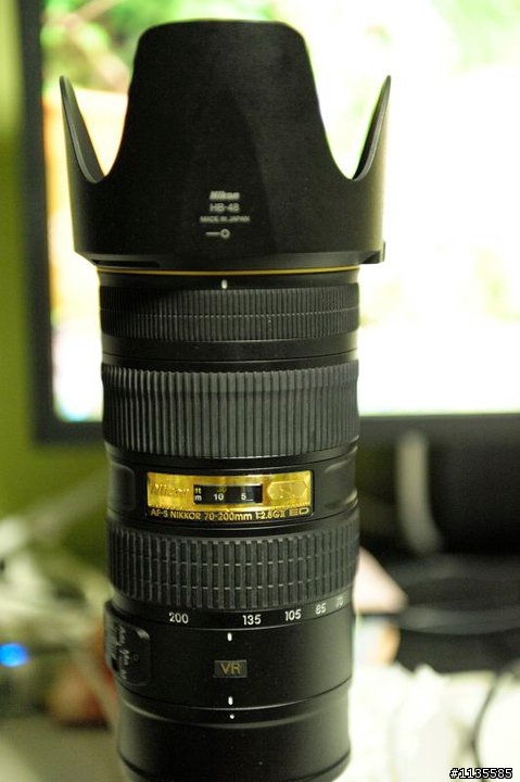 Nikon 70-200㎜ 1:2.8GⅡ（小黑六） N牌子脫漆 成了貨真價實的金牌……