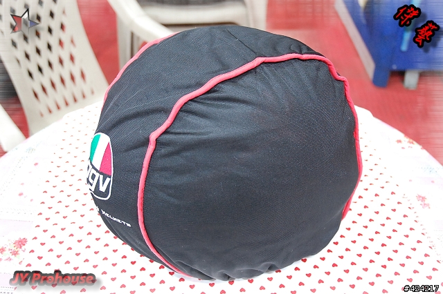 [開箱] AGV GP-TECH The Chicken 9 九次冠軍紀念帽