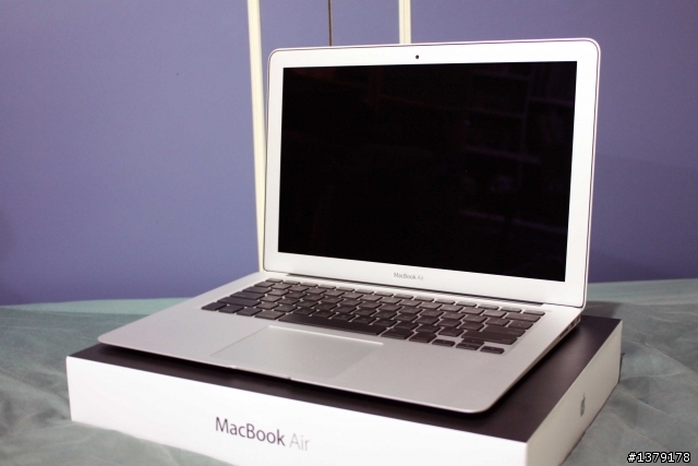 [開箱] Macbook Air 13 頂規開箱文