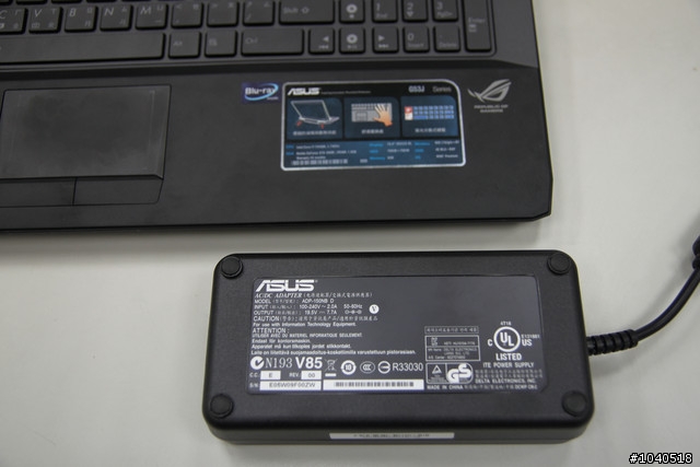 [分享] ASUS華碩新款3D螢幕機種G53JW簡單開箱