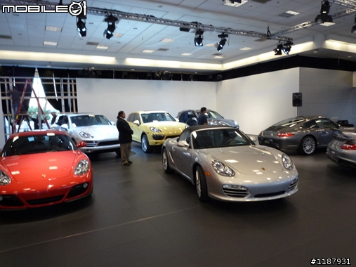 [車迷首選] 花了三天才逛完!! 直擊2010 洛杉磯國際車展!!