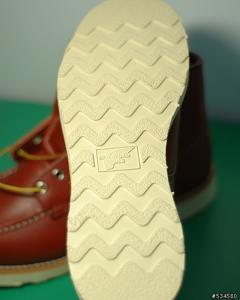 【開箱】第一次的接觸...Red Wing 8131..