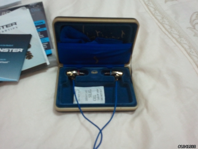 Monster® Miles Davis Tribute™ High Performance In-Ear Speakers 開箱文