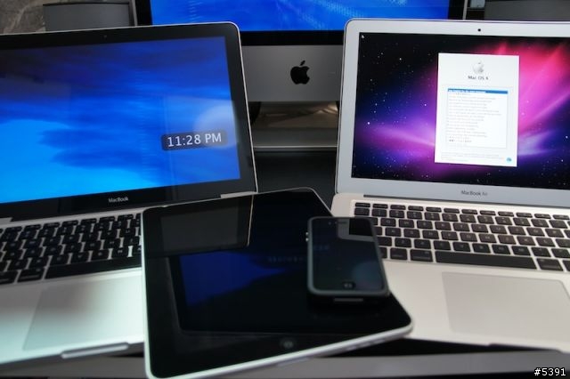 客製 MacBook Air 13.3' （已貼圖）