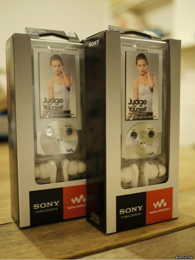 Sony A845 開“紙箱”文