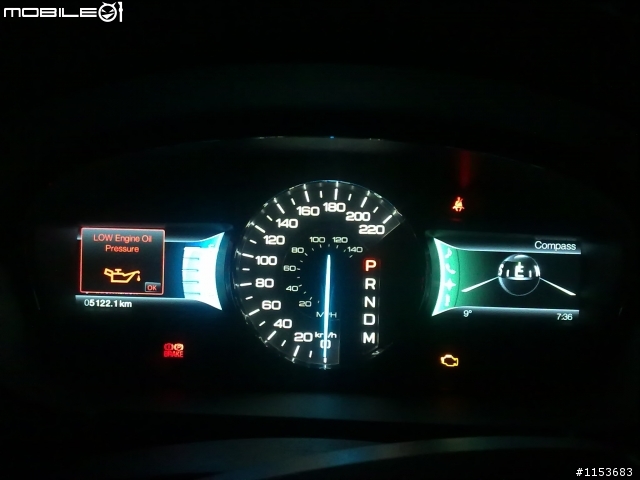 我知道大家都hot Kuga, 那我先PO個美規Ford Edge分享吧
