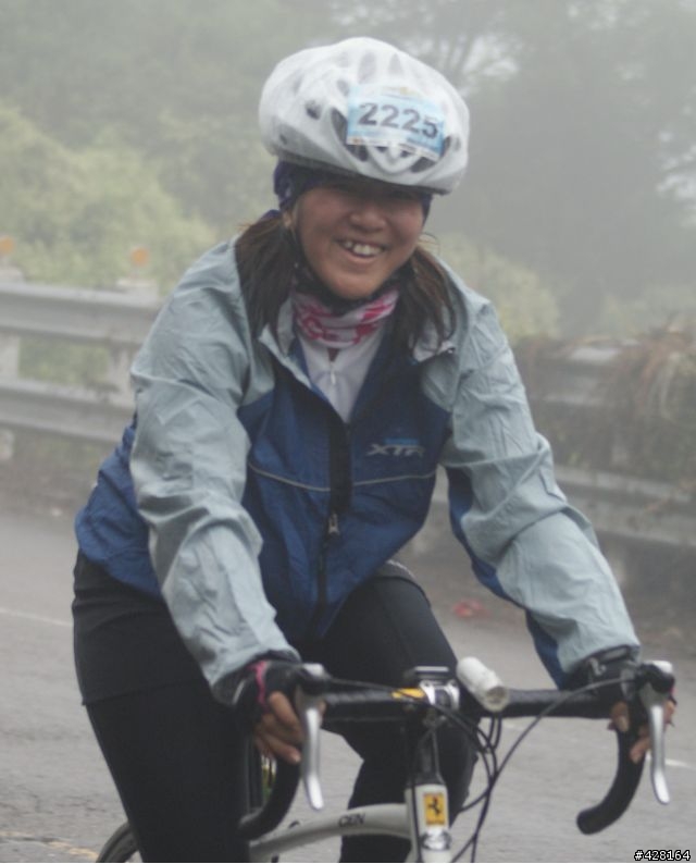 2010 環化賽   楓竹路 爬坡路段  雨 霧 汗水 混和的爬坡