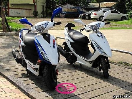 【不專業の開箱】Suzuki GSR 125 尊爵版 VS. 競速版