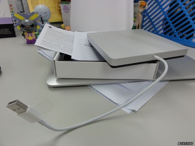 MacBook Air SuperDrive 極簡開箱
