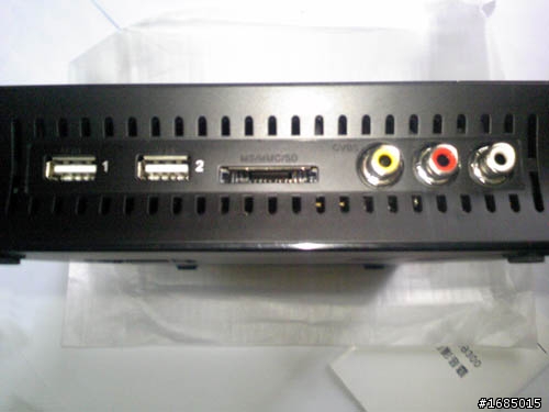 開箱 - DB300 支援HD、影片播放的數位電視接收器