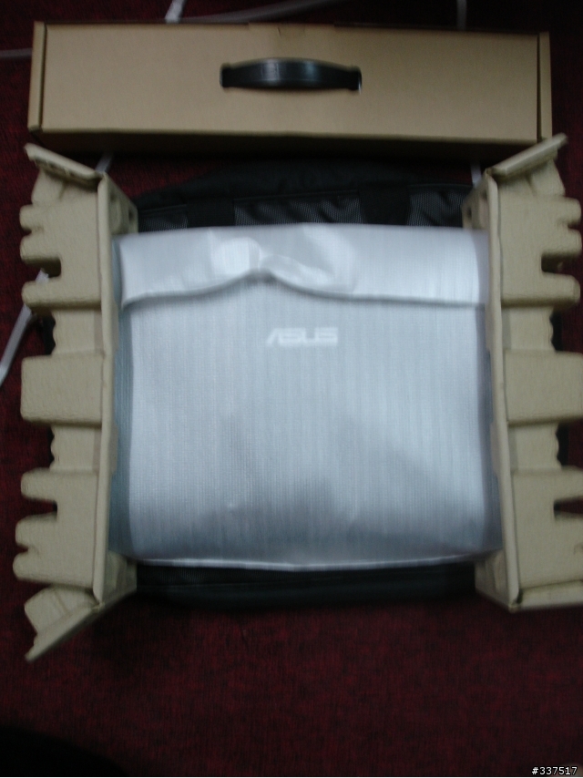 [開箱]ASUS A42F 文書機簡單開箱
