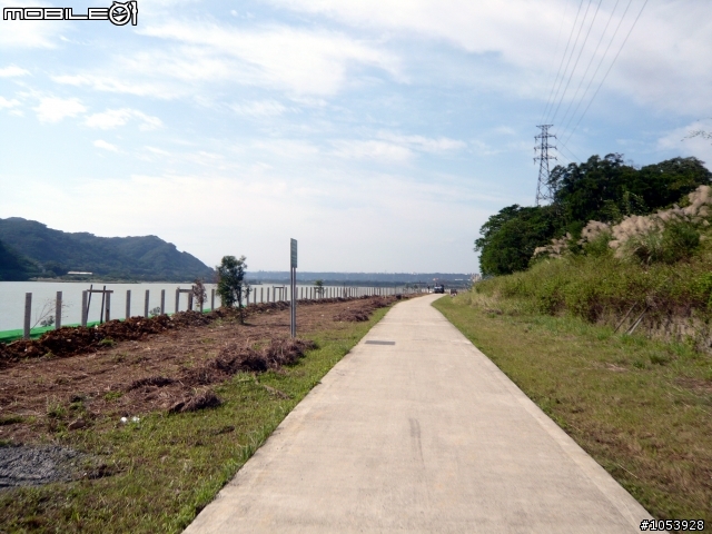 楓葉隧道-石門水庫