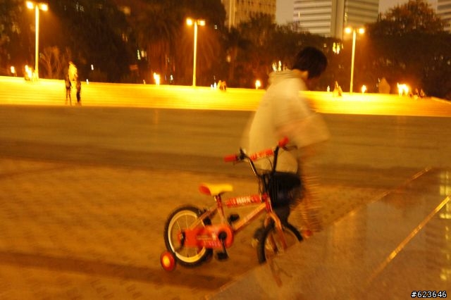 NEX5~第一次夜拍!