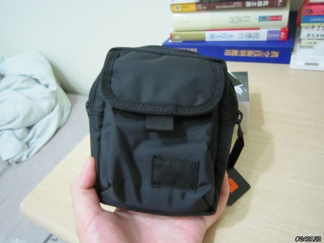 敗家分享-iPhone4 x Head Porter - Black Beauty Pouch