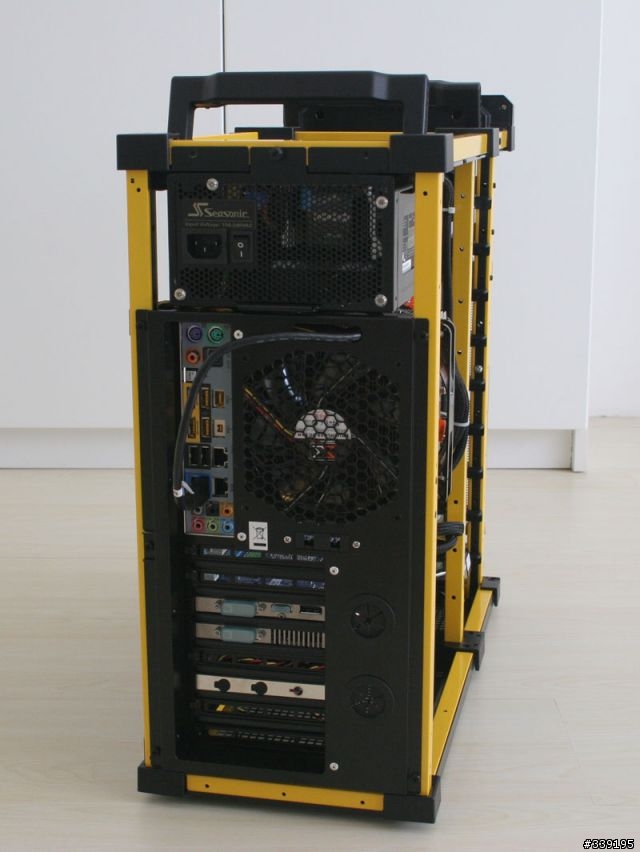 [分享] Antec Lanboy Air機殼-- 別人沒提到的部分