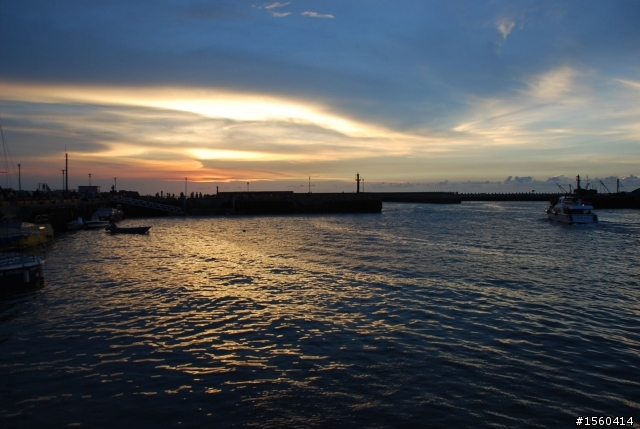 新手攝影 請大家毒蛇批判 順便說一下怎樣改進 D80+18-105 kit