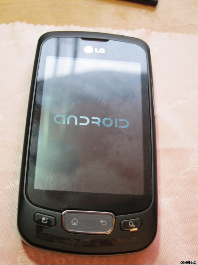 LG P500 小開箱一下