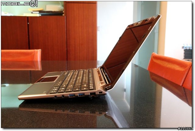超   簡   單   分   享   ASUS Lamborghini VX6