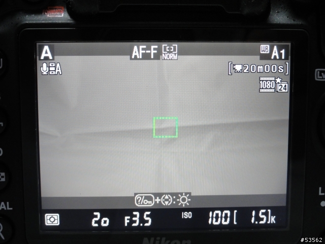 Nikon D7000 Kit 開箱 (11月15日新增自動白平衡簡單測試)