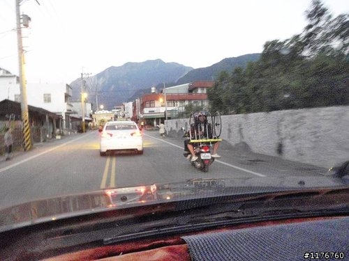 2010 MAXXIS 太魯閣國際登山賽 福利網車隊