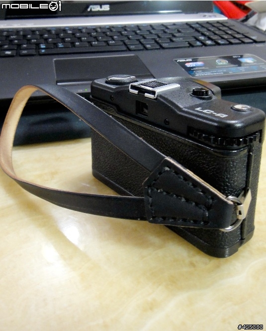 [分享] 相機皮套與相機揹帶 For Fujifilm Natura Classica White