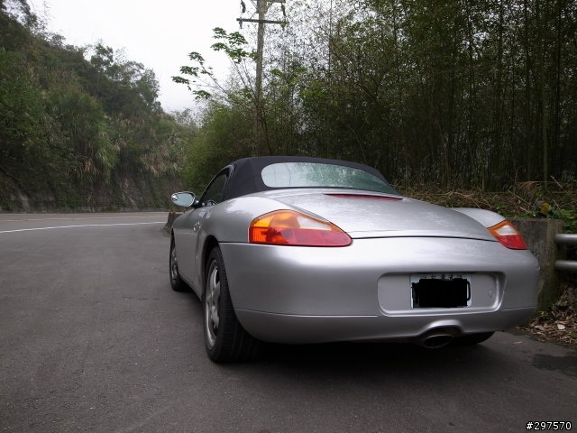 幫好友的老porsche boxster 開箱
