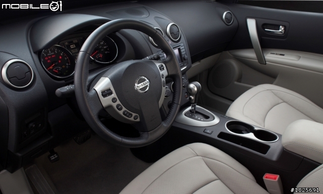 2011 NISSAN ROGUE  改款新車POTO