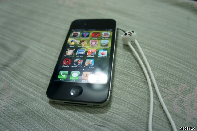 IPhone4 髮絲紋金屬殼加持~~