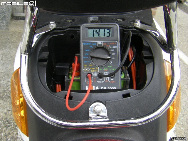 自製機車啟動電瓶A123鋰鐵電池4S1P=13.2V..鉛酸電瓶可以丟掉了