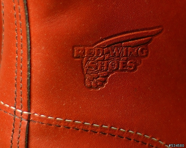 【開箱】第一次的接觸...Red Wing 8131..