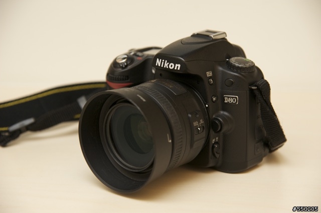 2010.12.09更新「開箱D700」就是要兩個零! 不多也不少 D700