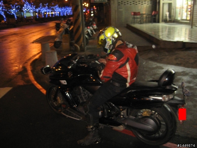 [第13次紅牌體驗]~紓解心中的檔車魂...CBR-1000rr小夜跑之旅!