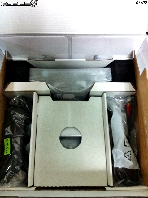 XBOX 360 4G + Kinect 同捆包 + Sports & 逍遙快車開箱文
