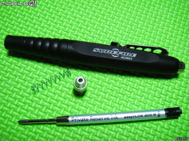 SUREFIRE M2手電筒+SUREFIRE 2代筆~開心入手